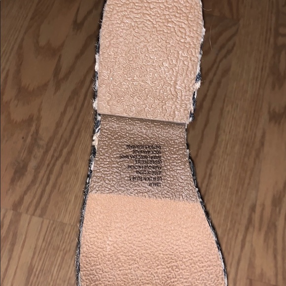 Basket knit wedges - Picture 2 of 3